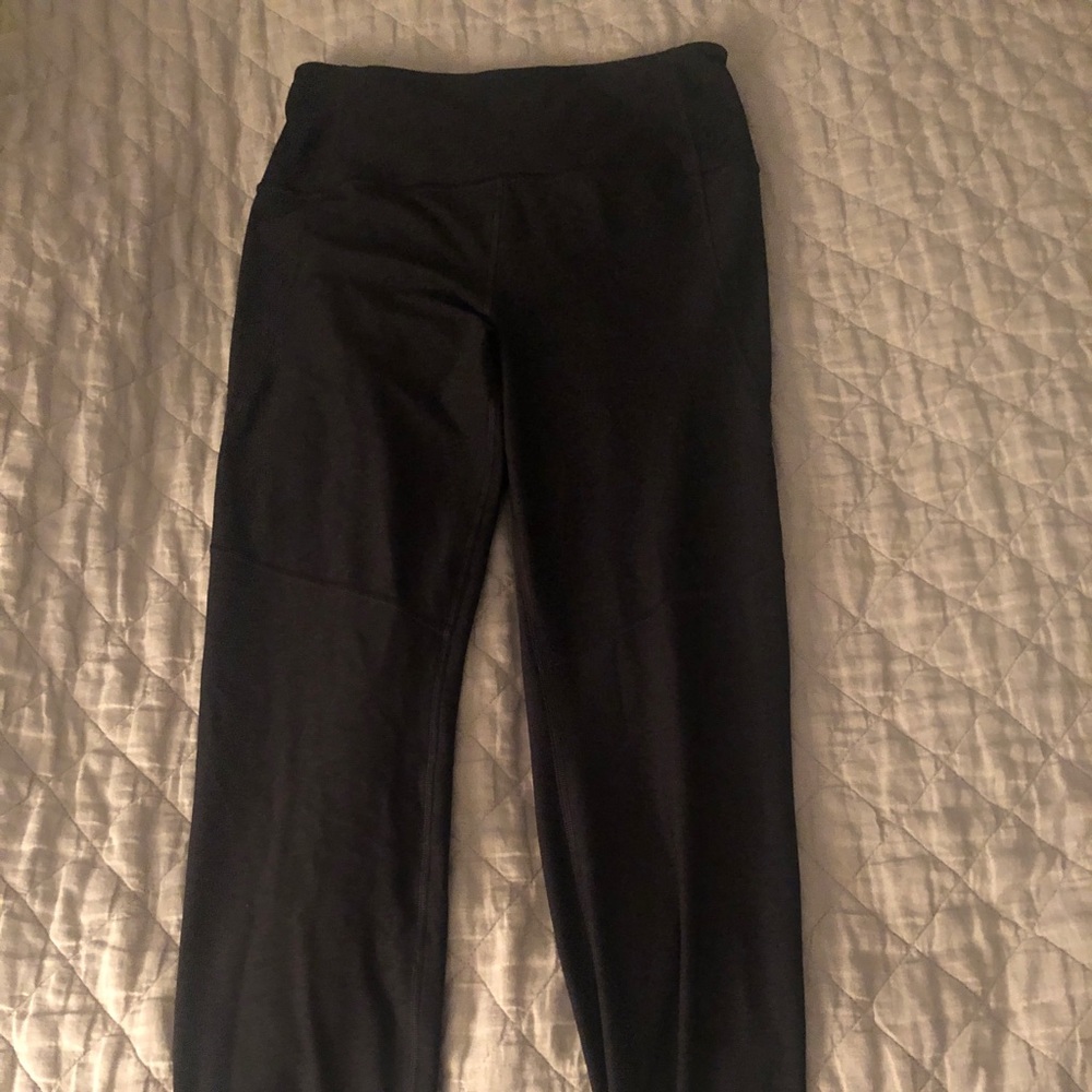 Outdoor voices leggings